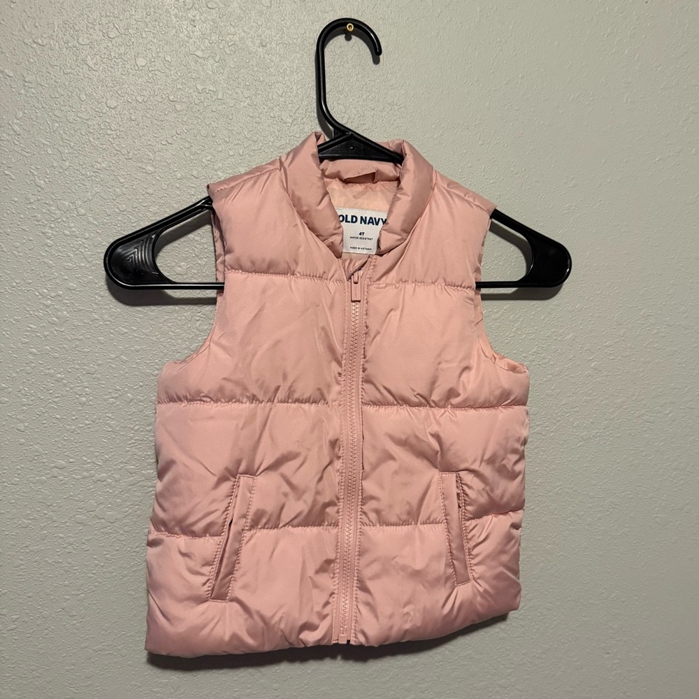 Old Navy 4T Light Pink Puffer Vest